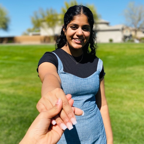 Meet your Posher, Titiksha - Picture 3 of 3